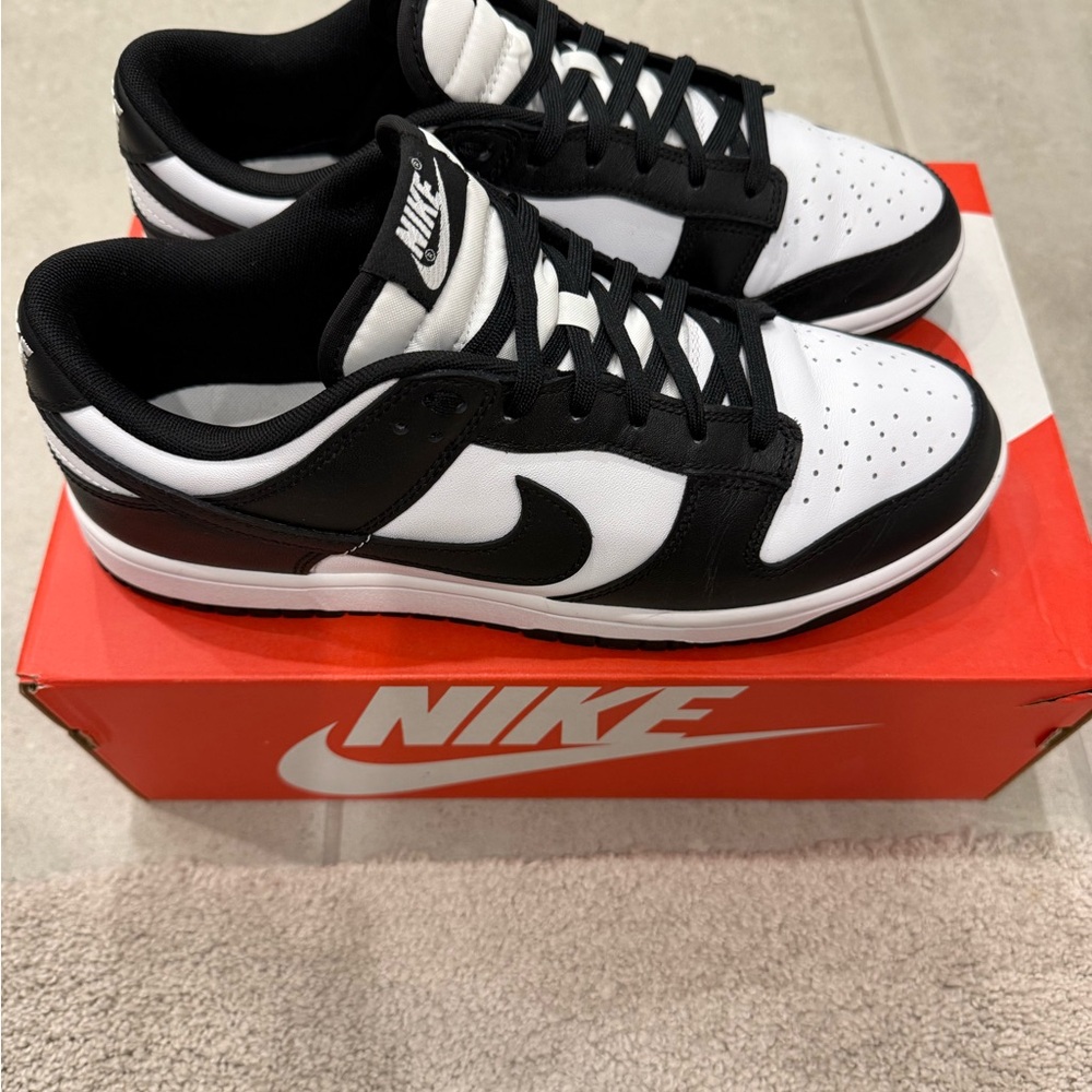 Nike Men's Black and White Low-Top Sneakers- Dunk Low Retro